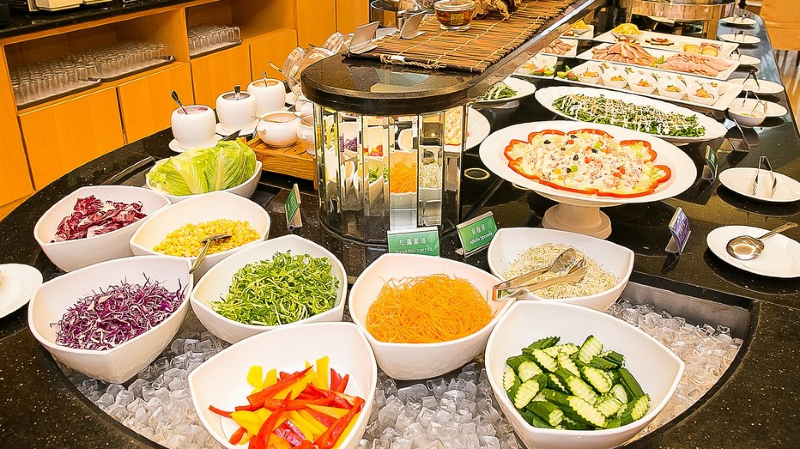 [台南] 【推薦】台南商務會館慶祝生日住宿記－就是要吃大餐＋留下美好記憶