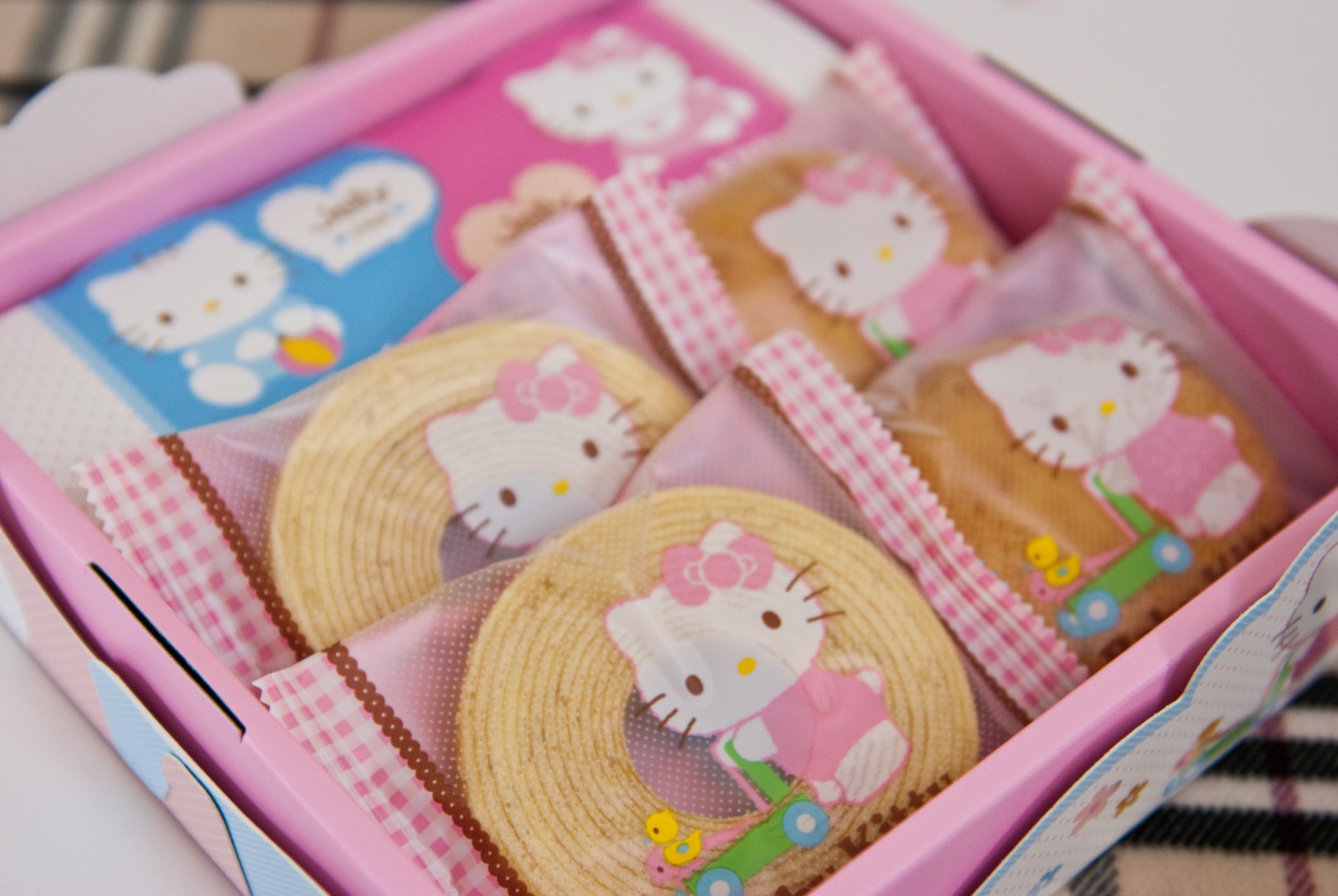 [台北] 跌進滿滿Kitty的金格彌月禮盒─ 來自小寶貝的粉紅禮物